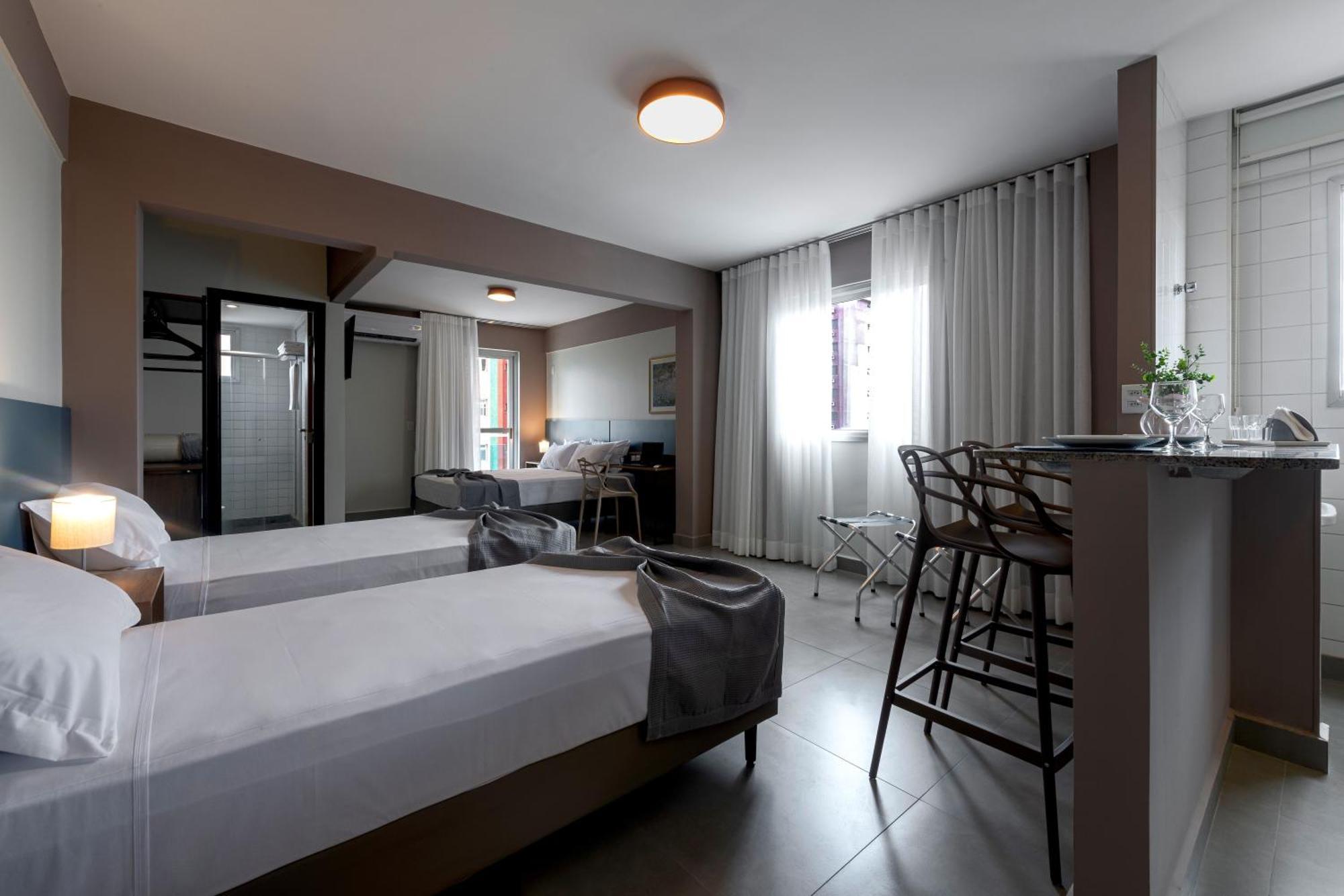 Lym Flat Hotel 3*